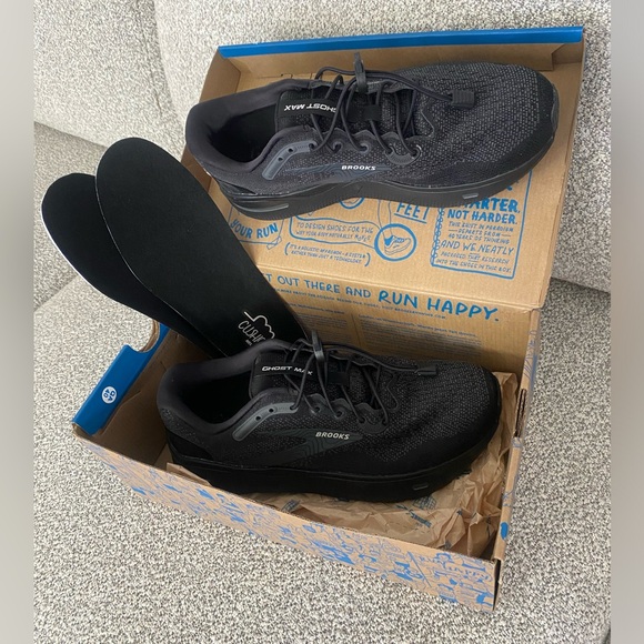 Brooks Ghost Max - Picture 2 of 2